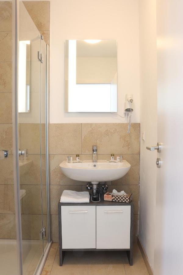 Motel Bergtheim - Self Check-In Zewnętrze zdjęcie